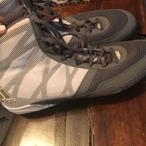 Men’s wrestling shoes